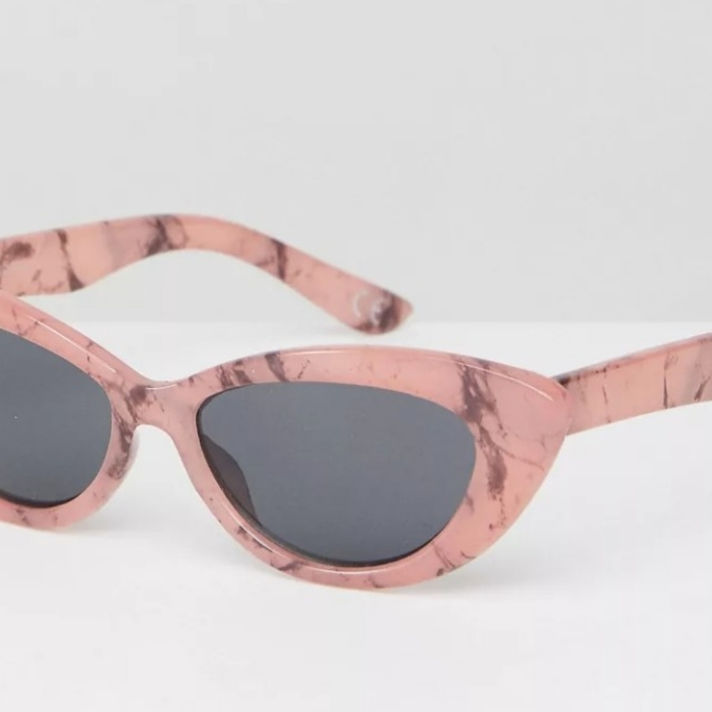 ASOS Pink/Grey Pointy Cat Eye Sunglasses🌞 - Picture 3 of 4